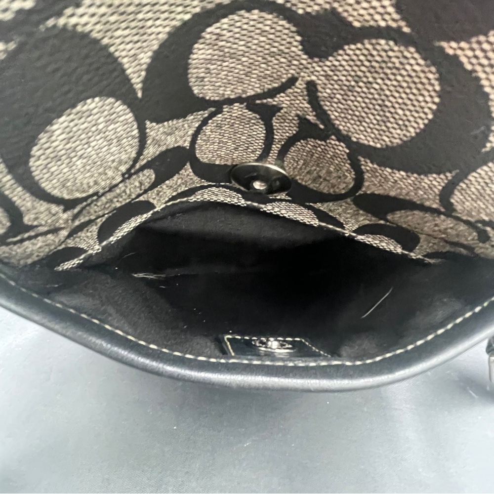 Coach Heritage Stripe Flight Shoulder Bag - Picture 7 of 8